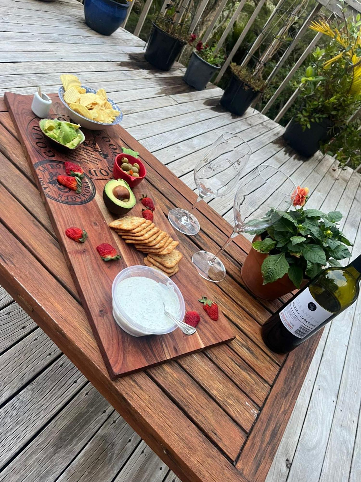 Tastebuds Bed N Breakfast Оукланд Екстериор снимка