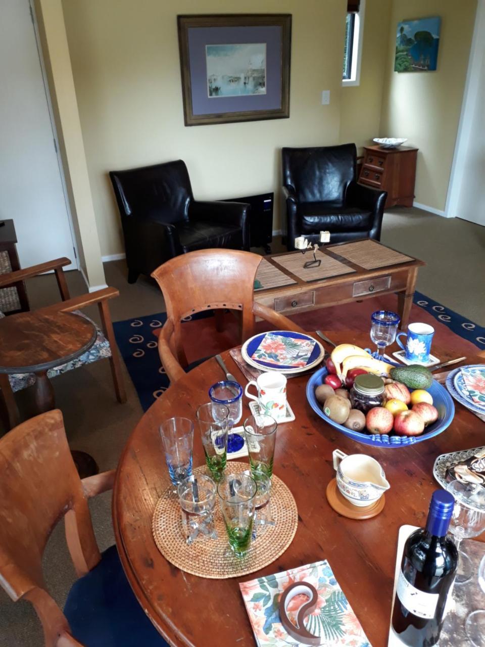 Tastebuds Bed N Breakfast Оукланд Екстериор снимка